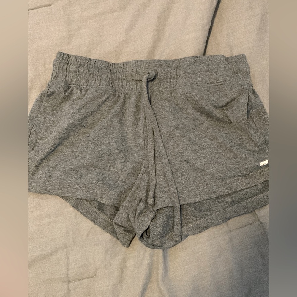 Medium shorts
